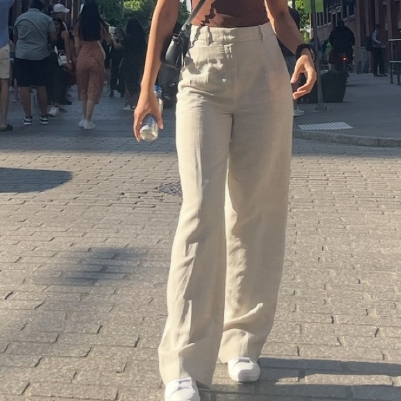 The Effortless Pant™ Linen Aritzia - Picture 13 of 13